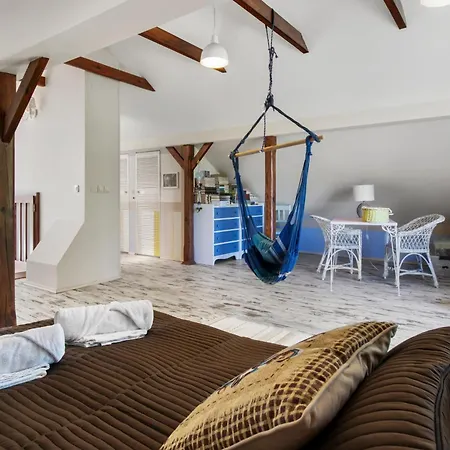 Nice To Host You - Dom W Rozanie Nad Narwia Hébergement de vacances